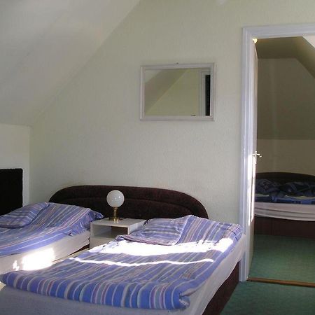 Bed and Breakfast Domino Panzió Székesfehérvár Zewnętrze zdjęcie